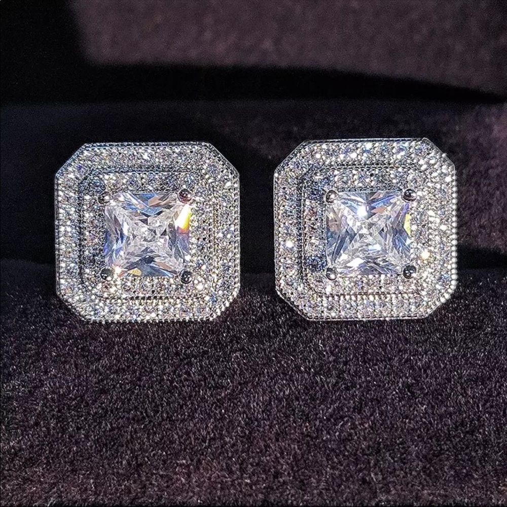 Diamond princess cut 925 sterling silver earring - Picture 1 of 3